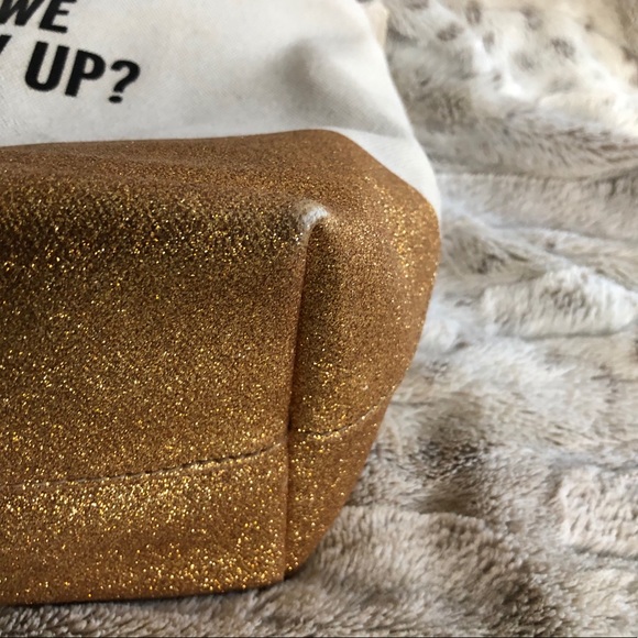 Kate Spade. Disney canvas Sparkle Gold Tote. - Picture 10 of 13